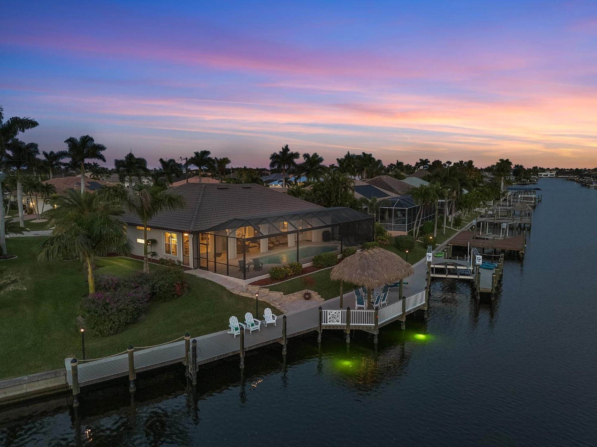 Villa Salty Shoreline, Cape Coral Exterior photo