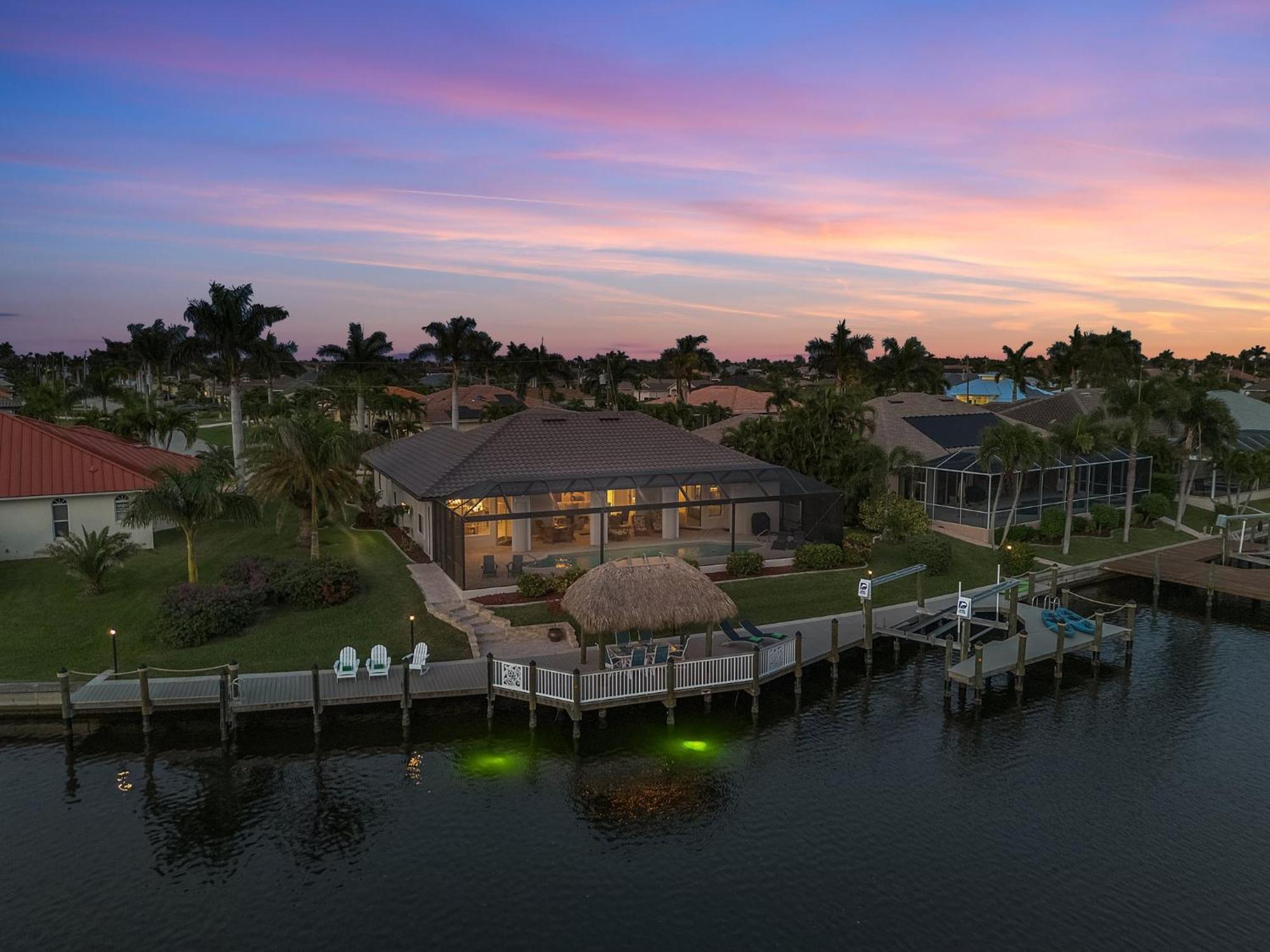 Villa Salty Shoreline, Cape Coral Exterior photo